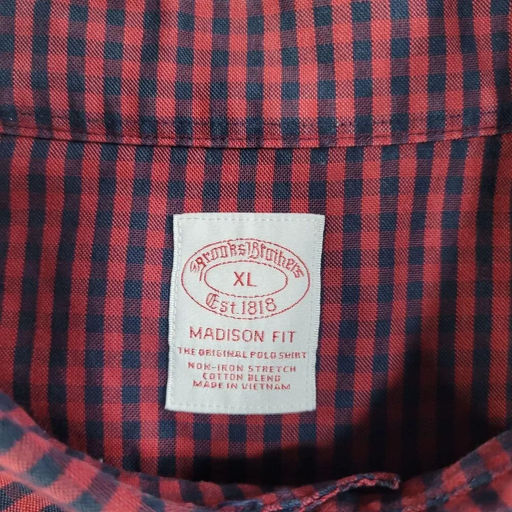 Brooks Brothers Dress Shirt Mens XL Red Long Sleeve Button Down Non Iron Stretch - Picture 2 of 12